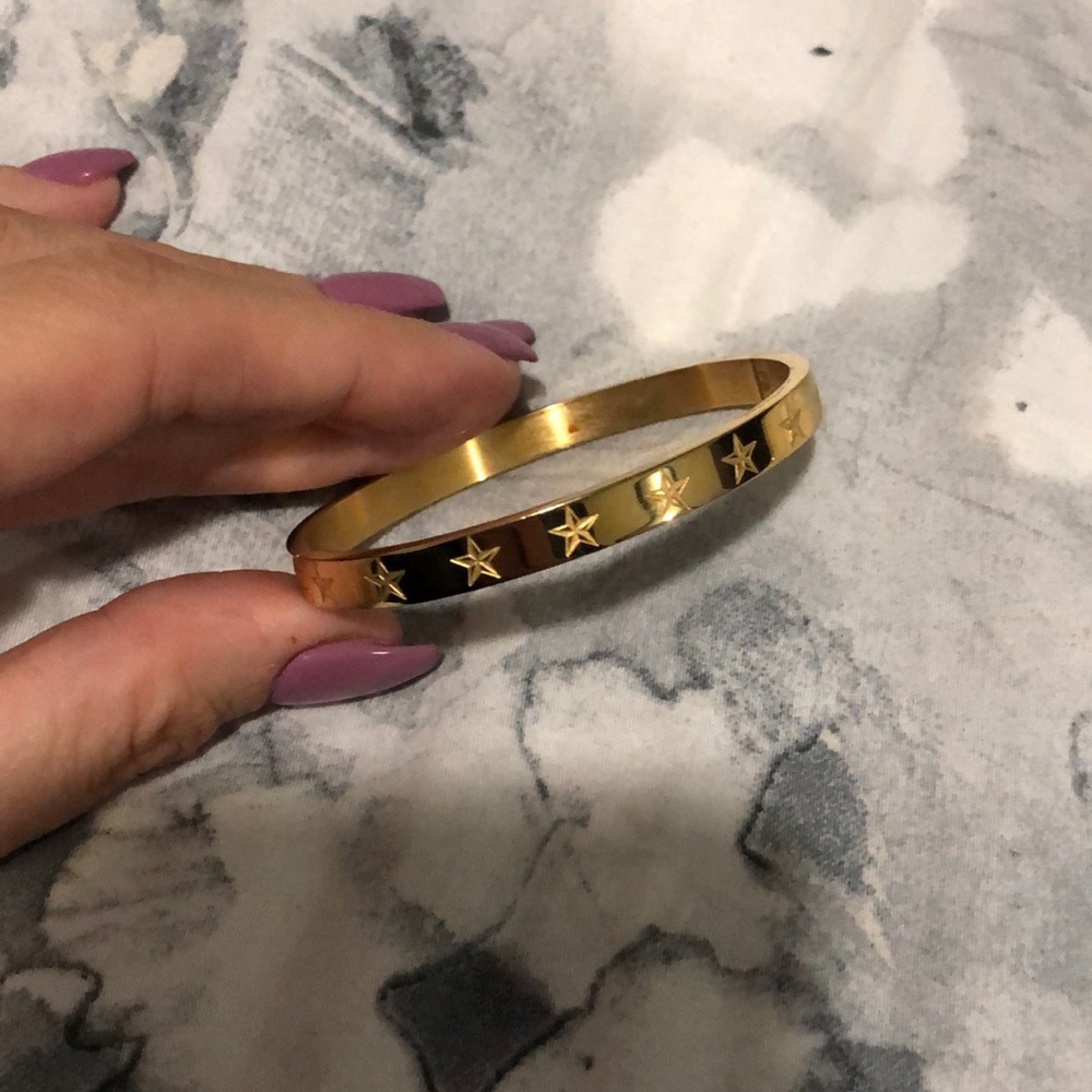 Stainless steel bracelet